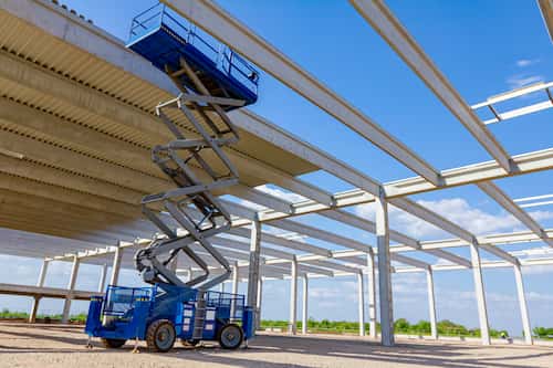 Plataforma elevatória Tesoura ou Pantográfica